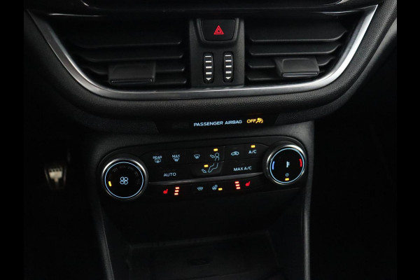 Ford Fiesta 1.0 EcoBoost ST-Line X | Stoel & stuurverwarming | Trekhaak | Camera | Adaptive cruise | Carplay | Navigatie | B&O Sound | Climate control | Bluetooth | Keyless