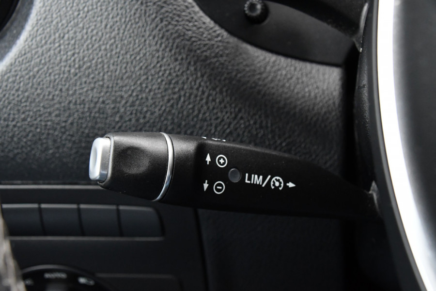 Mercedes-Benz Vito 116 CDI L2 Black Edition Camera, Cruise, Carplay, 164PK, LED, Trekhaak, Stoelverwarming, multimedia, Uniek!