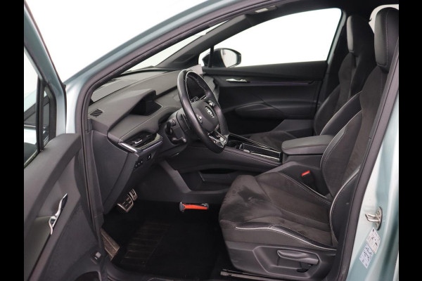 Škoda ENYAQ iV 80 Sportline | Panoramadak | Head-Up | Stoelverwarming | Adaptive cruise | 360 Camera | Leder/Alcantara | Keyless | Navigatie | Achterbankverwarming | Carplay | Matrix LED