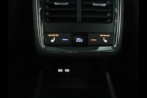 Škoda ENYAQ iV 80 Sportline | Panoramadak | Head-Up | Stoelverwarming | Adaptive cruise | 360 Camera | Leder/Alcantara | Keyless | Navigatie | Achterbankverwarming | Carplay | Matrix LED