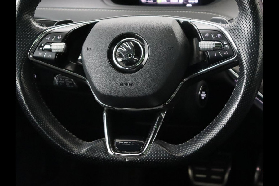 Škoda ENYAQ iV 80 Sportline | Panoramadak | Head-Up | Stoelverwarming | Adaptive cruise | 360 Camera | Leder/Alcantara | Keyless | Navigatie | Achterbankverwarming | Carplay | Matrix LED