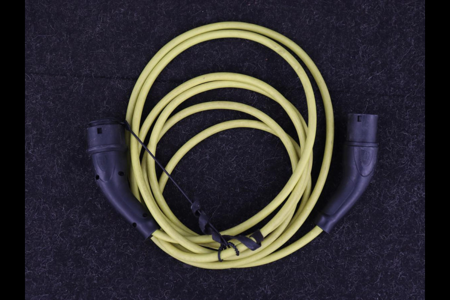 Škoda ENYAQ iV 80 Sportline | Panoramadak | Head-Up | Stoelverwarming | Adaptive cruise | 360 Camera | Leder/Alcantara | Keyless | Navigatie | Achterbankverwarming | Carplay | Matrix LED