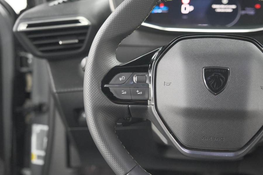 Peugeot e-2008 EV GT Avantage 54 kWh | 360 Camera | Massage Functie | Dodehoekdetectie | Stoelverwarming