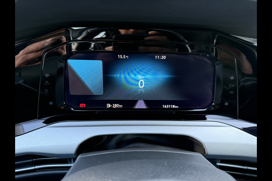 Volkswagen Golf 1.5 TSI Life Panoramadak, 18''Lmv, Winterpakket