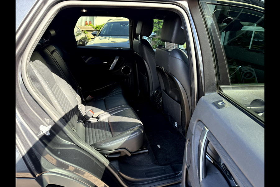 Land Rover Discovery Sport D150 2.0 R-Dynamic S NL. Auto, Navi, Camera, Trekhaak.