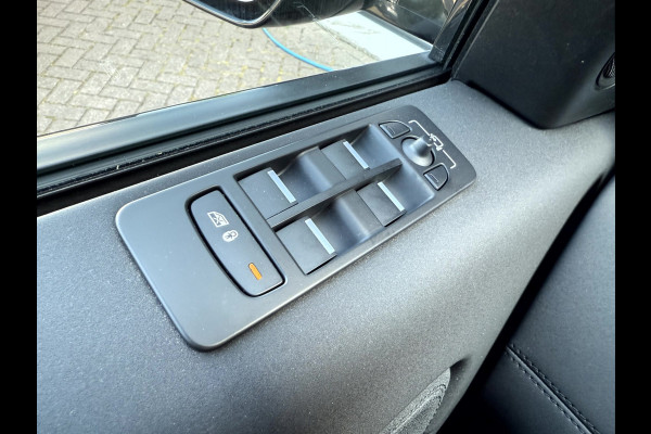 Land Rover Discovery Sport D150 2.0 R-Dynamic S NL. Auto, Navi, Camera, Trekhaak.