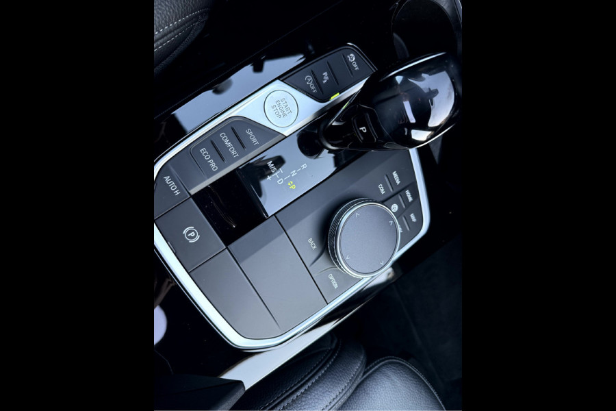 BMW 2 Serie Gran Coupé 218i High Executive M-Sport Panoramadak, Harman/Kardon