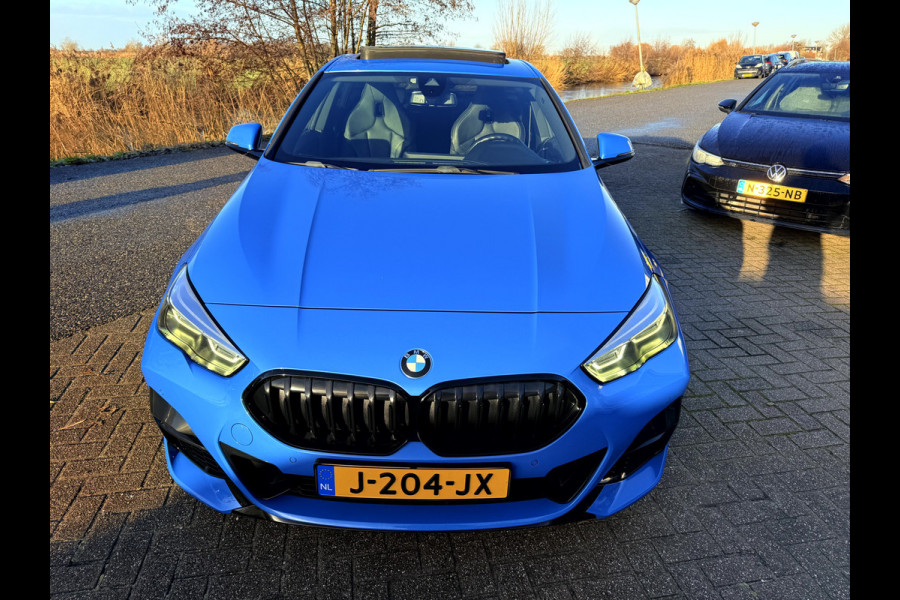 BMW 2 Serie Gran Coupé 218i High Executive M-Sport Panoramadak, Harman/Kardon