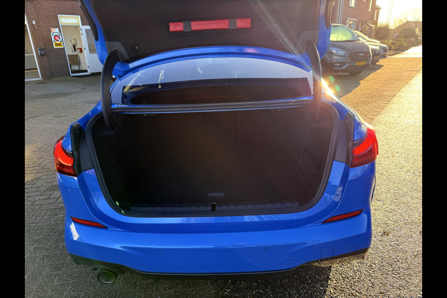 BMW 2 Serie Gran Coupé 218i High Executive M-Sport Panoramadak, Harman/Kardon