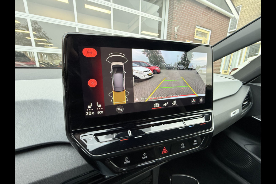 Volkswagen ID.3 First Plus 58 kWh SOH 91.6%,Camera, Trekhaak, 19''Lmv