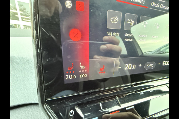 Volkswagen ID.3 First Plus 58 kWh SOH 91.6%,Camera, Trekhaak, 19''Lmv