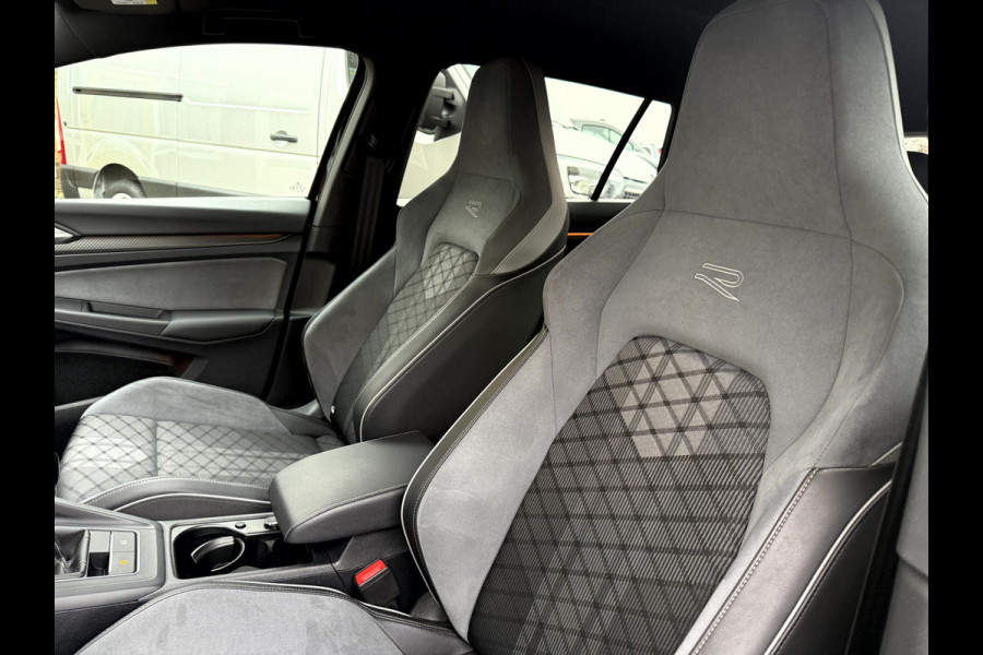 Volkswagen Golf Variant 1.5 TSI R-Line NL. Auto, Camera, Trekhaak, Virt. Display