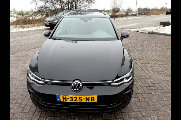 Volkswagen Golf Variant 1.5 TSI R-Line NL. Auto, Camera, Trekhaak, Virt. Display