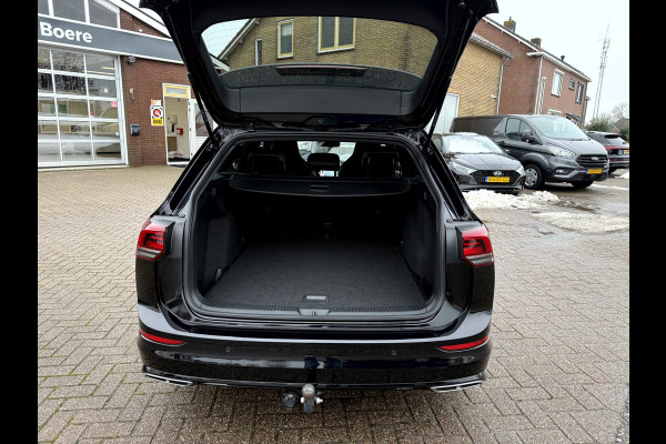 Volkswagen Golf Variant 1.5 TSI R-Line NL. Auto, Camera, Trekhaak, Virt. Display