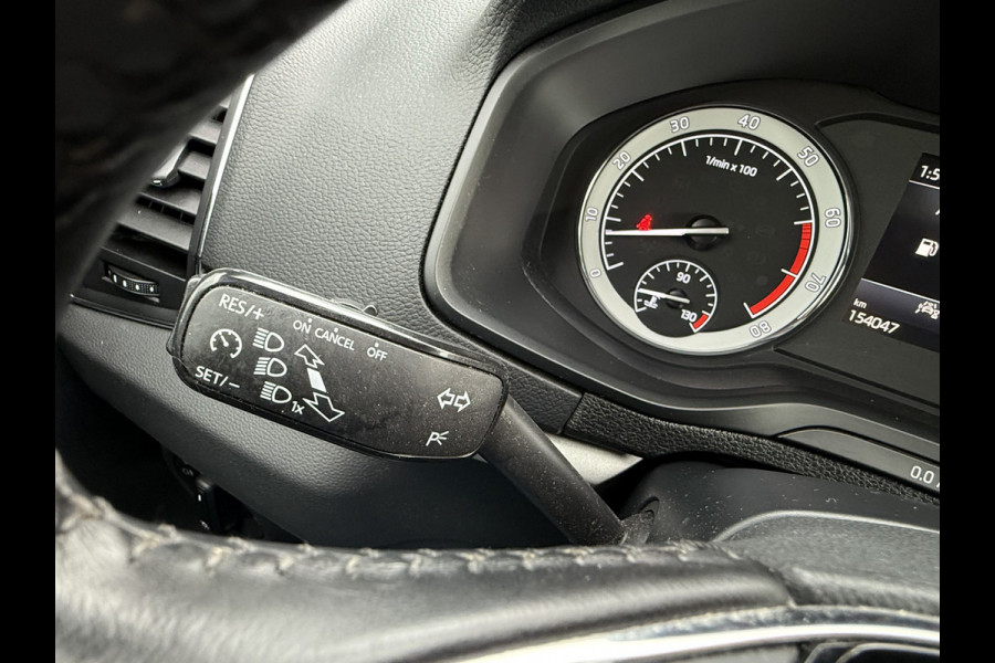 Škoda Karoq 1.5 TSI ACT Business Edition Trekhaak, Carplay/Android