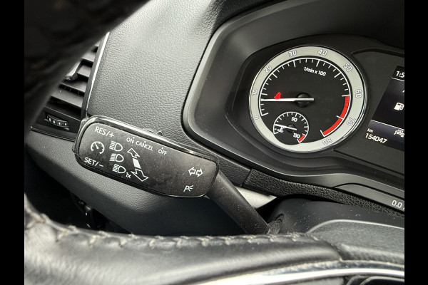 Škoda Karoq 1.5 TSI ACT Business Edition Trekhaak, Carplay/Android