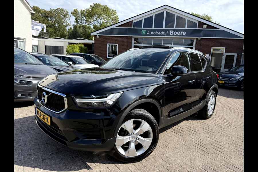 Volvo XC40 1.5 T3 Momentum Pro Panoramadak, Trekhaak, Camera
