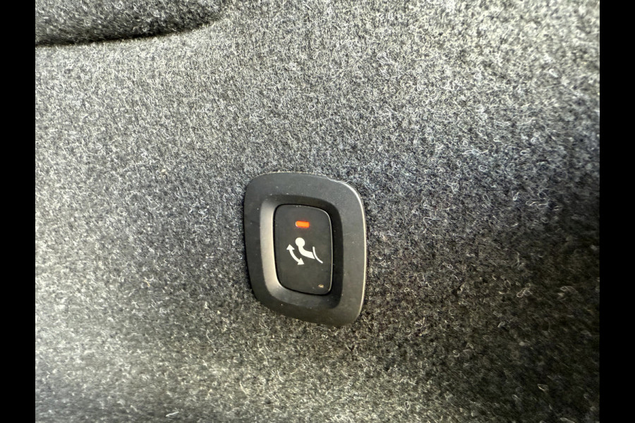 Volvo XC40 1.5 T3 Momentum Pro Panoramadak, Trekhaak, Camera