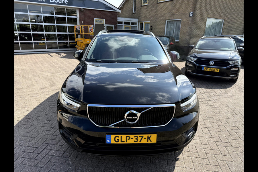 Volvo XC40 1.5 T3 Momentum Pro Panoramadak, Trekhaak, Camera