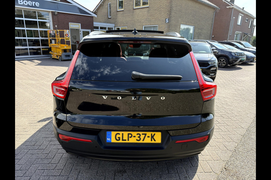 Volvo XC40 1.5 T3 Momentum Pro Panoramadak, Trekhaak, Camera