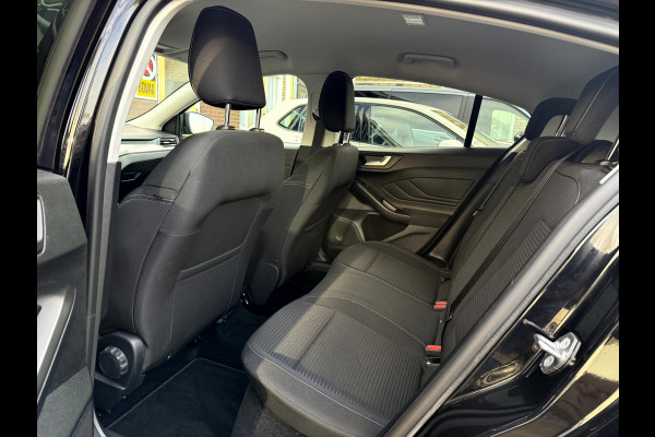 Ford Focus 1.0 EcoBoost Hybrid Titanium NL. Auto,