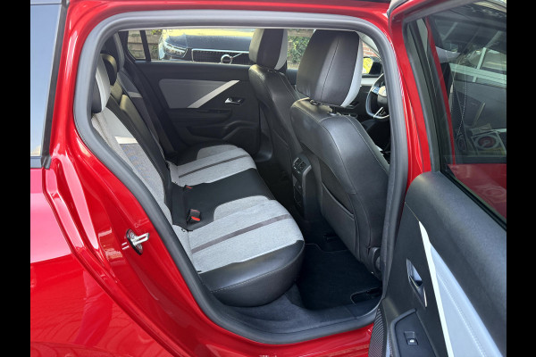 Opel Astra Sports Tourer 1.2 130pk Level 4 17''Lmv, Trekhaak, Camera, App Connect