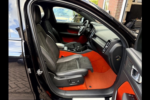 Volvo XC40 Recharge P8 AWD R-Design SOH 92.3%, Panoramadak, Camera, 19'Lmv