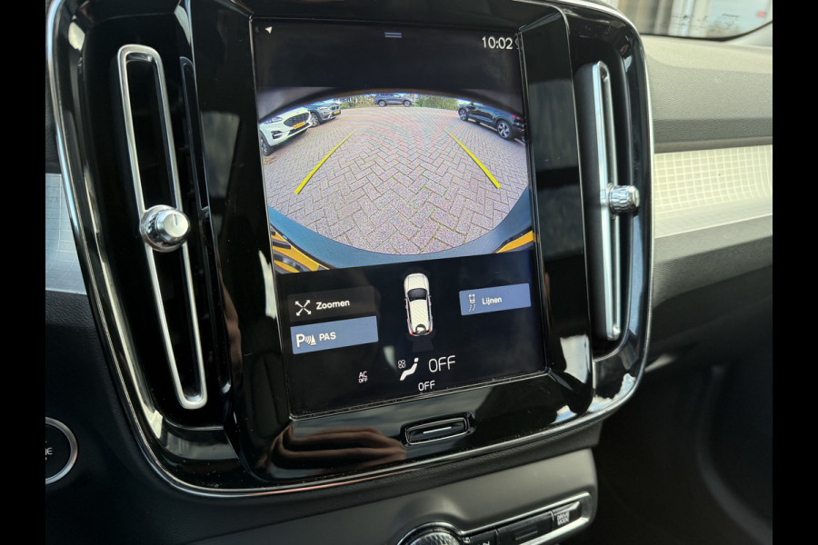 Volvo XC40 1.5 T3 Inscription Panoramadak, Leer, Camera