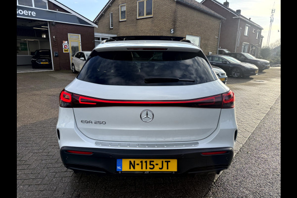 Mercedes-Benz EQA 250 Business Solution AMG 67 kWh SOH 96.3%, Panoramadak, 360 camera