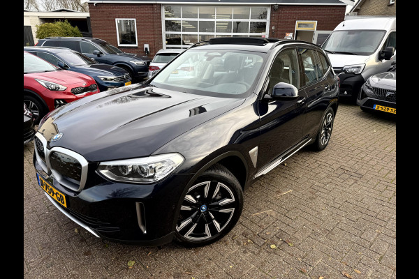 BMW iX3 Executive 80 kWh SOH 97.2%,  Panoramadak, Camera, Carplay/Android