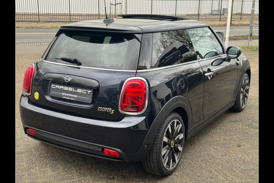 MINI Cooper SE Classic 33 kWh Head-Up Harman/Kardon Panoramadak . Neem contact op en we maken een afspraak!