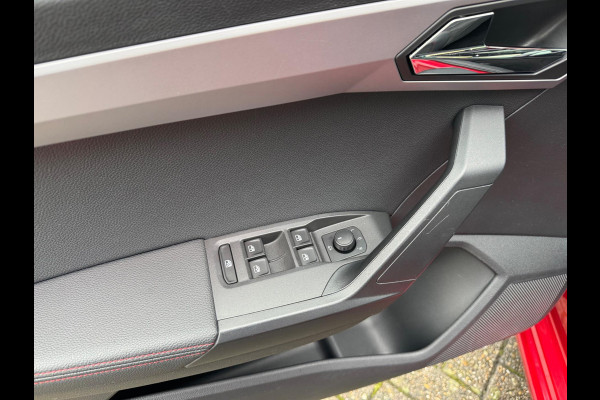 Seat Ibiza 1.0 TSI FR 116 PK DSG Panorama Navi Camera Leder Led