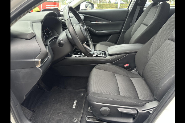 Mazda CX-30 2.0 e-SkyActiv-G M Hybrid Comfort | PARKEER SENSOREN VOOR EN ACHTER | ACHTERUITRIJ CAMERA | HEADUP DISPLAY |