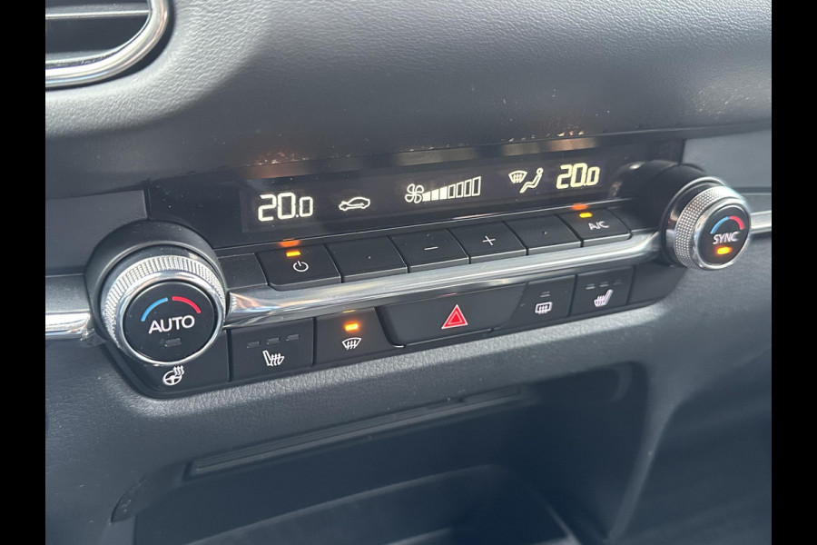 Mazda CX-30 2.0 e-SkyActiv-G M Hybrid Comfort | PARKEER SENSOREN VOOR EN ACHTER | ACHTERUITRIJ CAMERA | HEADUP DISPLAY |