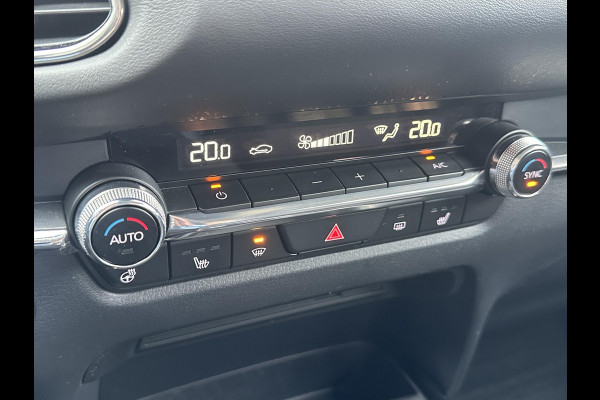 Mazda CX-30 2.0 e-SkyActiv-G M Hybrid Comfort | PARKEER SENSOREN VOOR EN ACHTER | ACHTERUITRIJ CAMERA | HEADUP DISPLAY |