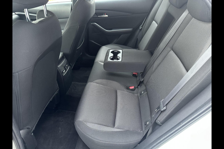 Mazda CX-30 2.0 e-SkyActiv-G M Hybrid Comfort | PARKEER SENSOREN VOOR EN ACHTER | ACHTERUITRIJ CAMERA | HEADUP DISPLAY |