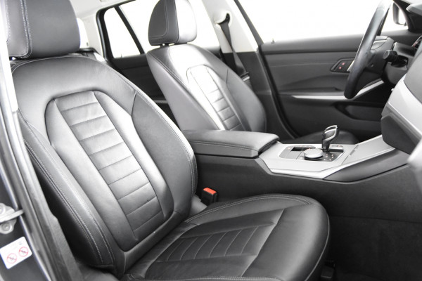BMW 3-serie 330e Touring *1ste Eigenaar*Leer*Navigatie*