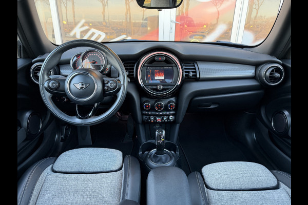 MINI Mini 1.5 Cooper Chili Automaat / Carplay / Panoramadak / Navi / 17" LM /  PDC v+a
