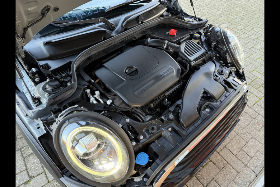 MINI Mini 1.5 Cooper Chili Automaat / Carplay / Panoramadak / Navi / 17" LM /  PDC v+a