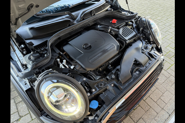 MINI Mini 1.5 Cooper Chili Automaat / Carplay / Panoramadak / Navi / 17" LM /  PDC v+a