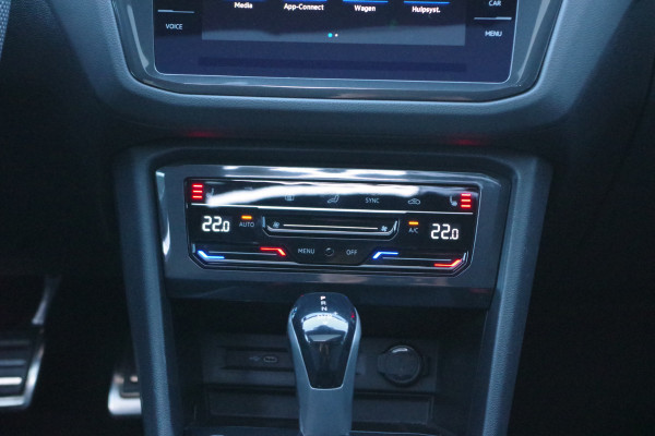 Volkswagen Tiguan 1.4 TSI eHybrid 245 PK R-Line BNS+ PHEV, Panoramadak, LED, Leder, 360 Camera,