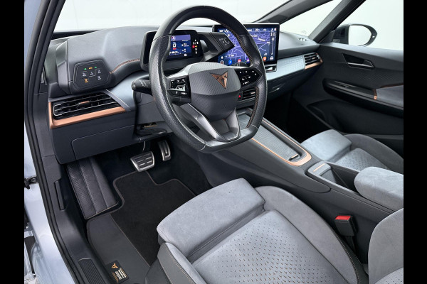 CUPRA Born Business 62 kWh ELEK. STOEL MET MASSAGE| STUURWIELVERWARMING | RONDOMZICHT CAMERA| ADAPTIVE CRUISE CONTROL| DODE HOEK SENSOR| REEDS RIJKLAAR GEMAAKT, GELEVERD INCL. 12 MND BOVAG GARANTIE