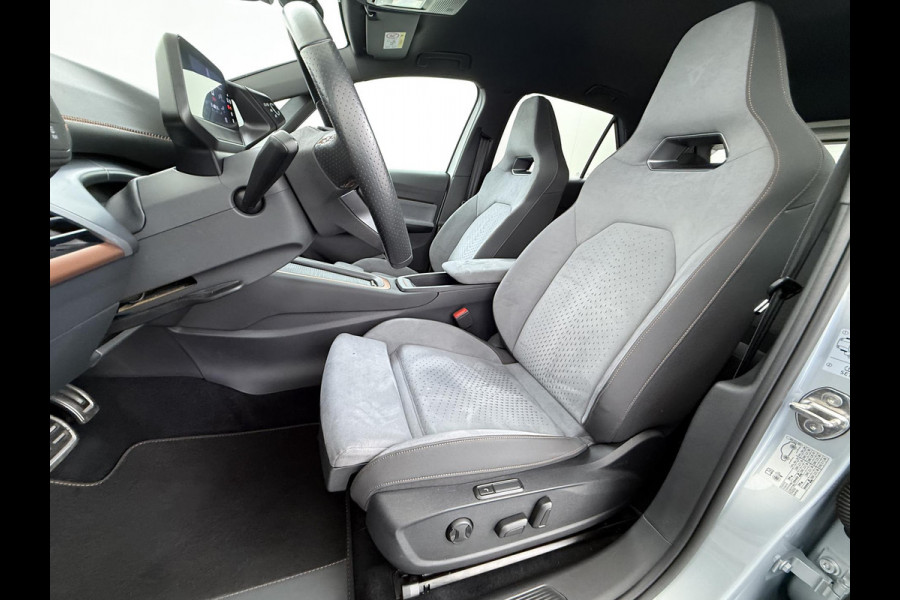 CUPRA Born Business 62 kWh ELEK. STOEL MET MASSAGE| STUURWIELVERWARMING | RONDOMZICHT CAMERA| ADAPTIVE CRUISE CONTROL| DODE HOEK SENSOR| REEDS RIJKLAAR GEMAAKT, GELEVERD INCL. 12 MND BOVAG GARANTIE