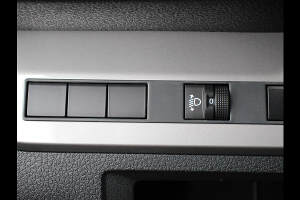 Opel Vivaro 2.0 Diesel 180 S&S L3 Automaat Apple Carplay /  Android Auto Parkeersensoren V+A Trekhaak Camera Navigatie Cruise Control LED koplampen houten afwerking laadruimte