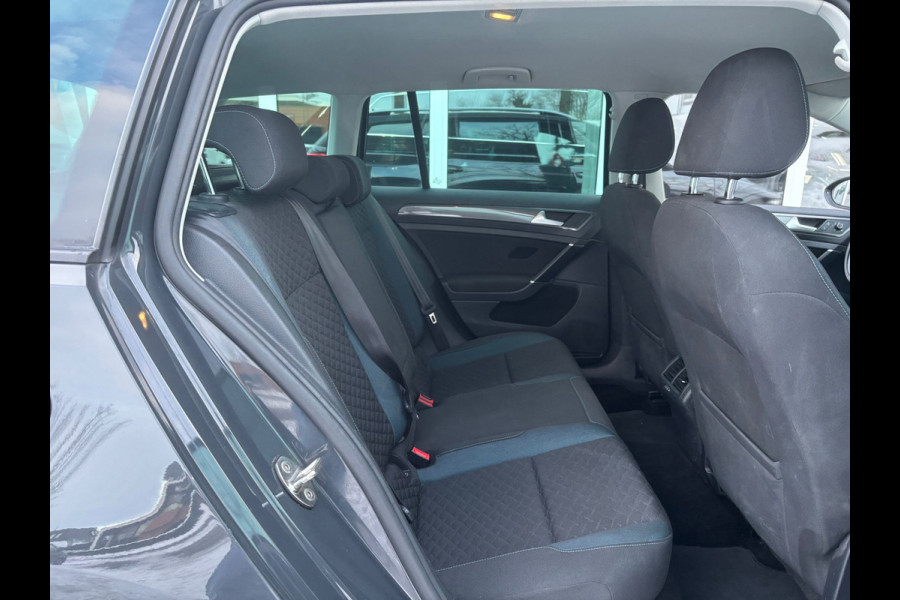 Volkswagen Golf Variant 1.0 TSI Highline | Stoelverwarming | Parkeer Sensoren | Adaptive Cruise