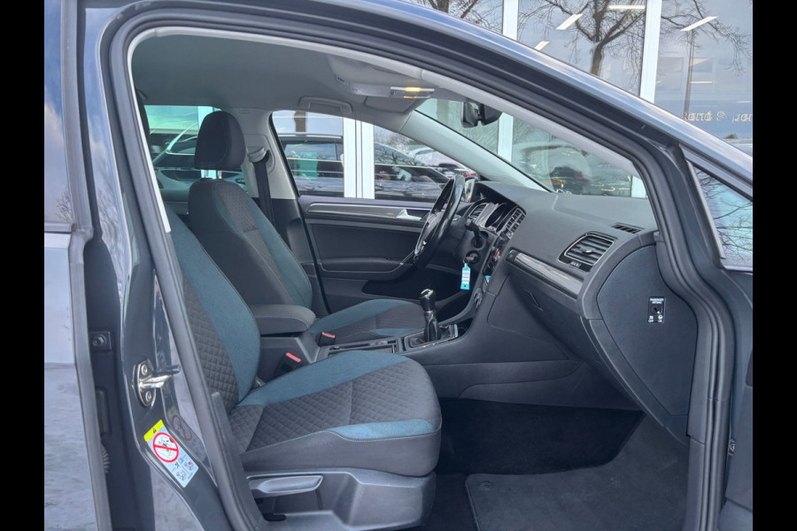 Volkswagen Golf Variant 1.0 TSI Highline | Stoelverwarming | Parkeer Sensoren | Adaptive Cruise