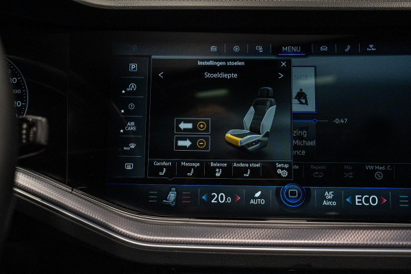 Volkswagen Touareg 3.0 TDI R-Line *Vierwielbesturing / Luchtvering / Standkachel / Stoelventilatie + massage / Panorama / HUD / Keyless*