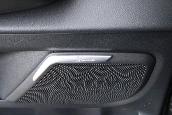 Mercedes-Benz V-Klasse 300d / XXL / DC / AMG / Luchtvering / Burmester / 2x Elec Schuifdeur / Vol Opties / NIEUWSTAAT