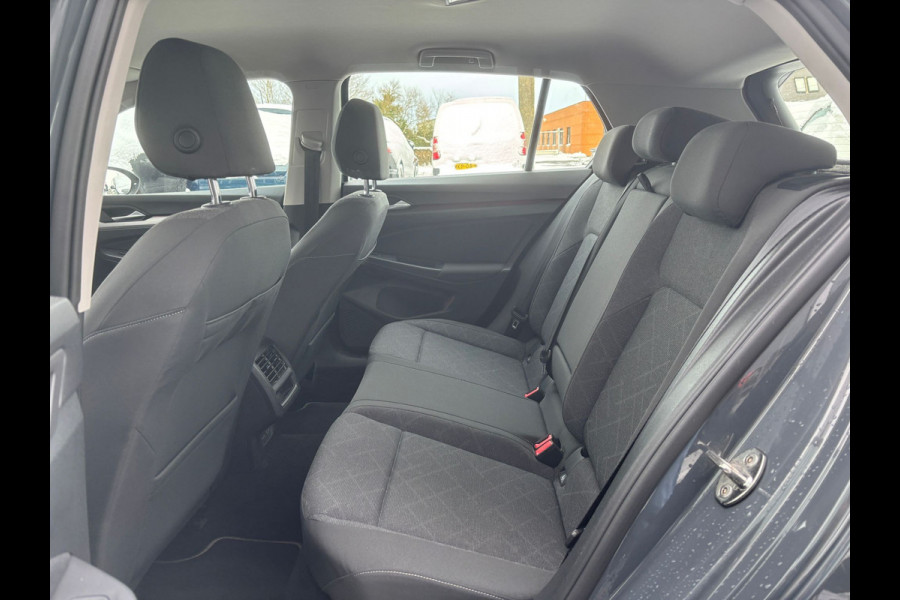 Volkswagen Golf 1.5 TSI Life | Stuur Verwarming | Sfeer Verlichting | Adaptive Cruise | Lane Assist