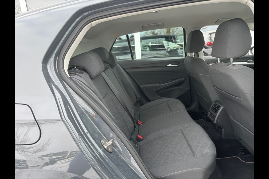 Volkswagen Golf 1.5 TSI Life | Stuur Verwarming | Sfeer Verlichting | Adaptive Cruise | Lane Assist